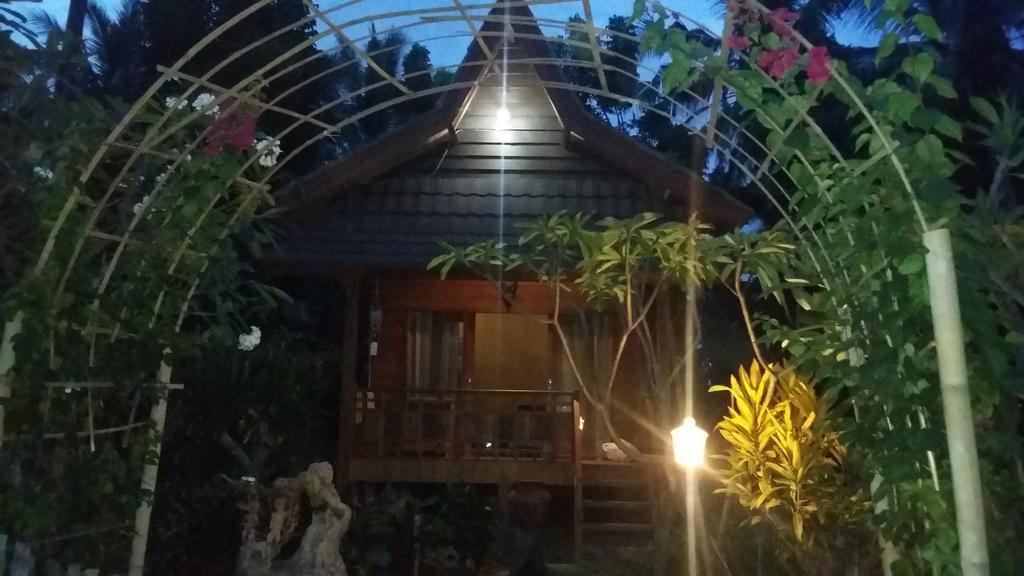 Khoo Villa Senggigi Exterior foto