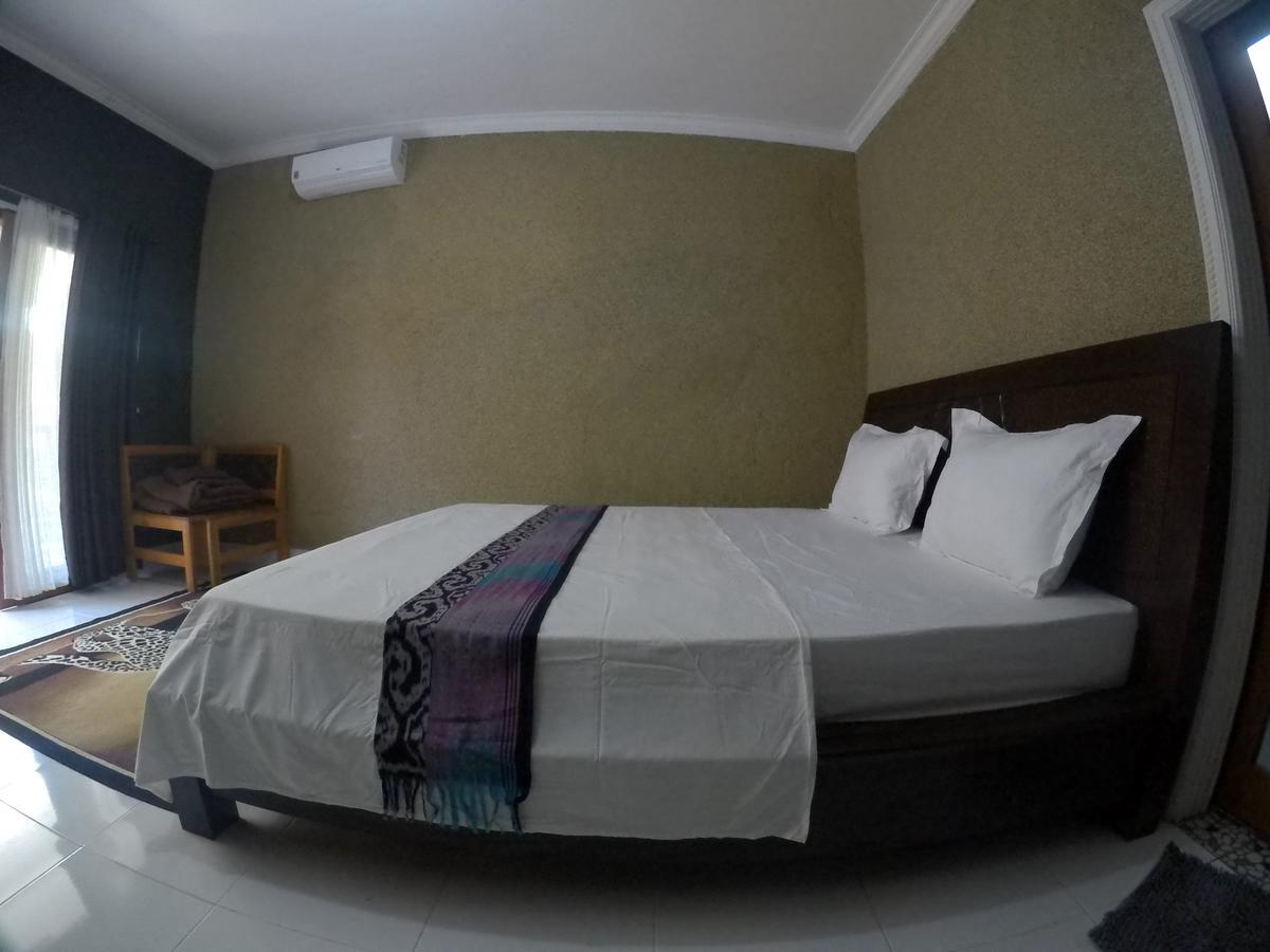 Khoo Villa Senggigi Exterior foto